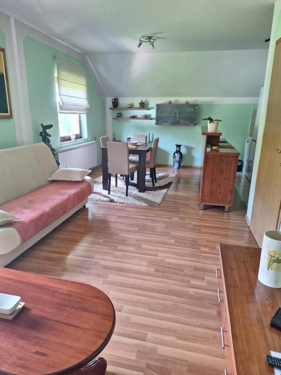 Apartman Sara Pale - Ski centar Ravna planina - mir, tišina, blizina Sarajeva - 2