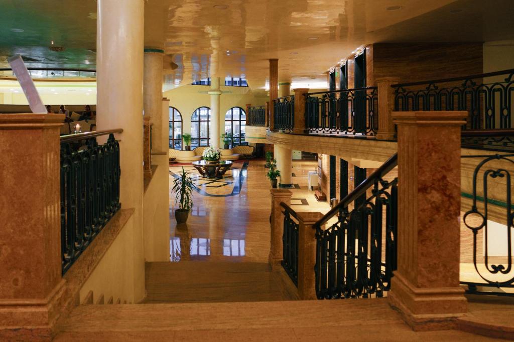 Admiral Hotel - Ultra All Inclusive & Private Beach — Hotel building in Golden Sands, Varna Region