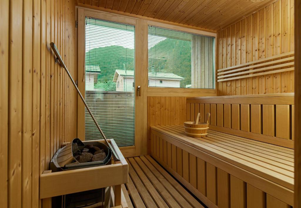 Chalet Resort Montafon I - Chalets & Chalet-Apartments - 5