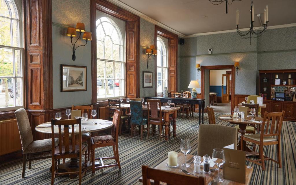 White Hart Hotel by Greene King Inns photo 6