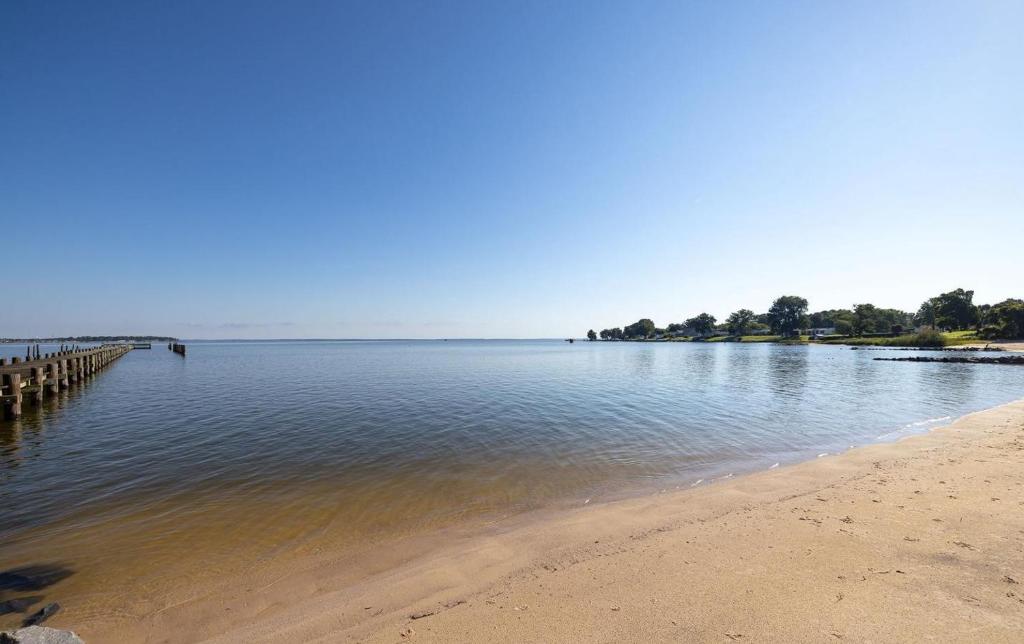 Solymar, Colonial Beach