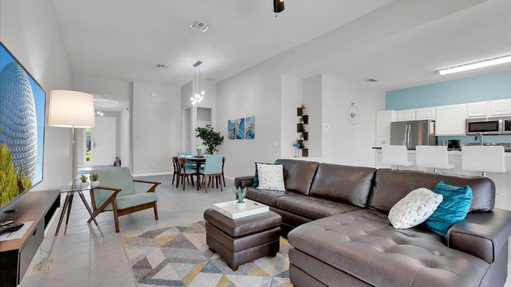 7739 Comrow, Kissimmee