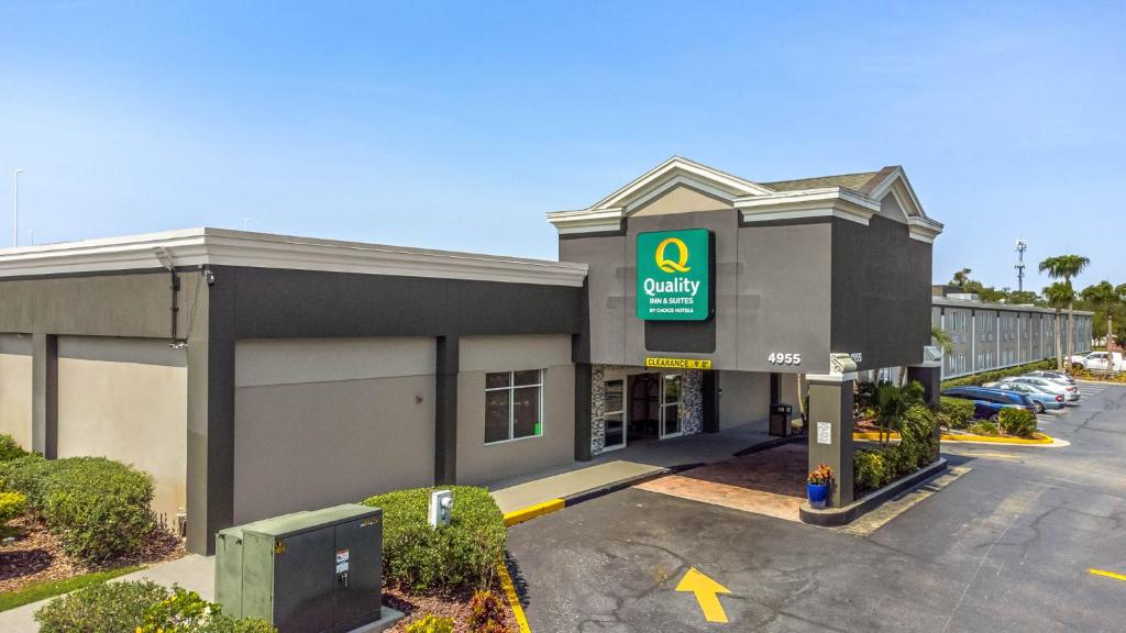 Quality Inn & Suites Near Fairgrounds Ybor City photo