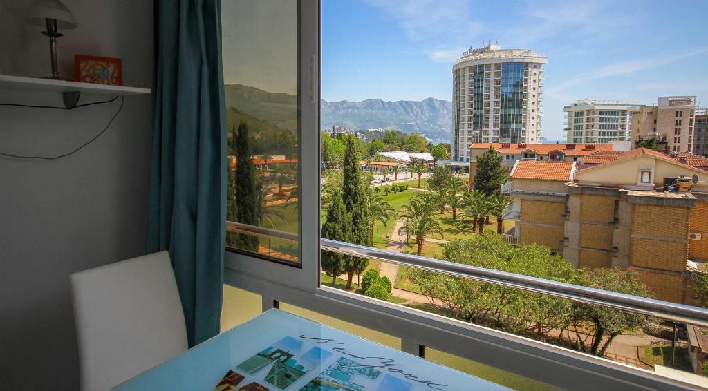 Irena Downtown Apartment photo