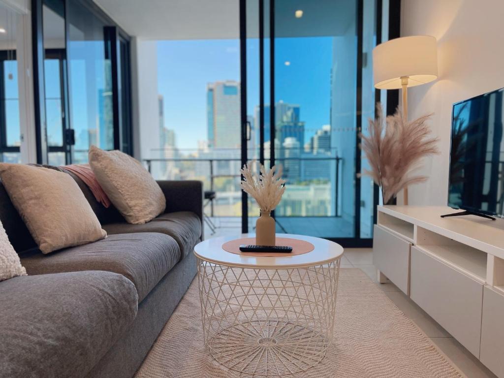 Brisbane Skyline View 2Beds River view Apt, Brisbane