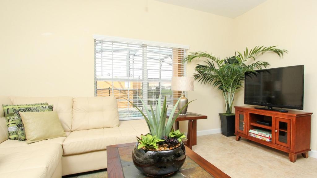 8883 Candy Palm, Kissimmee