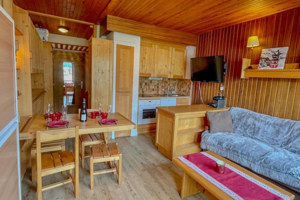 Apt with balcony and beautiful view in Val-d'Isère - 1