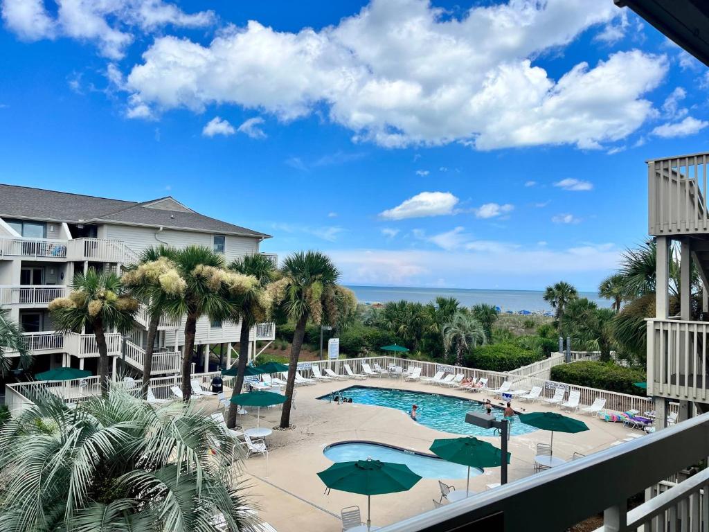 The Breakers #220 Beach Condo, Beautiful Ocean View at Coligny Beach, 4 N Forest Beach Drive Hilton Head, Walk to all Shops Restaurants, Renovated Jan 2024, Vacation Rental HHI LLC, Hilton Head Island