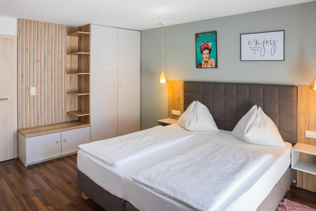 Hotel Pension Waldesruh - 4