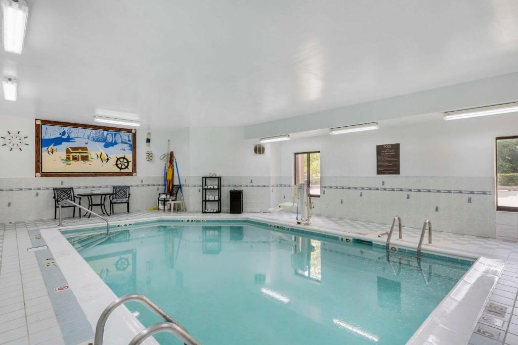 Comfort Inn & Suites La Grange - Louisville Area 호텔 이미지 1