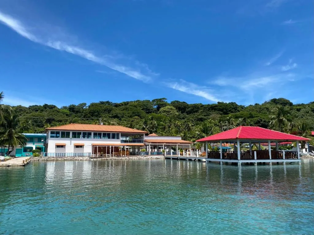 Hotel Candy Rose, hotel in Colón