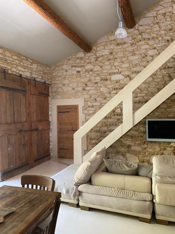 Cécile - Mas de Rousseau, Eyragues