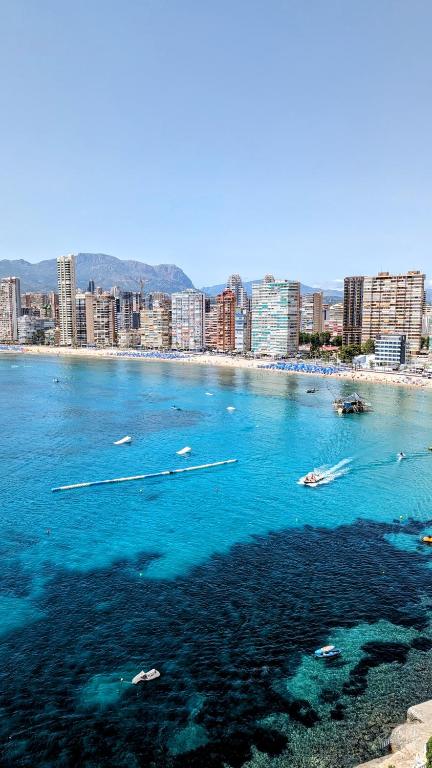 GEMELOS sea front apartment, Benidorm