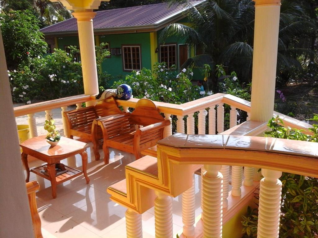 Balcony/terrace, Xylla Guesthouse in Siquijor Island