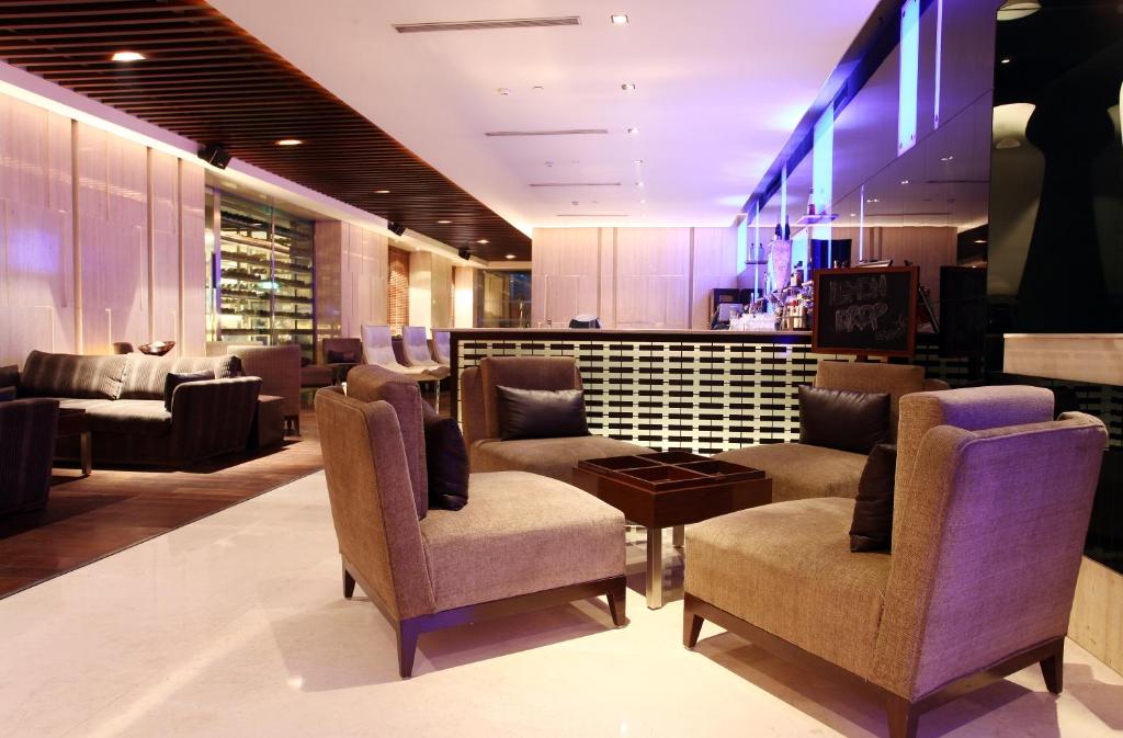 Bar/lounge