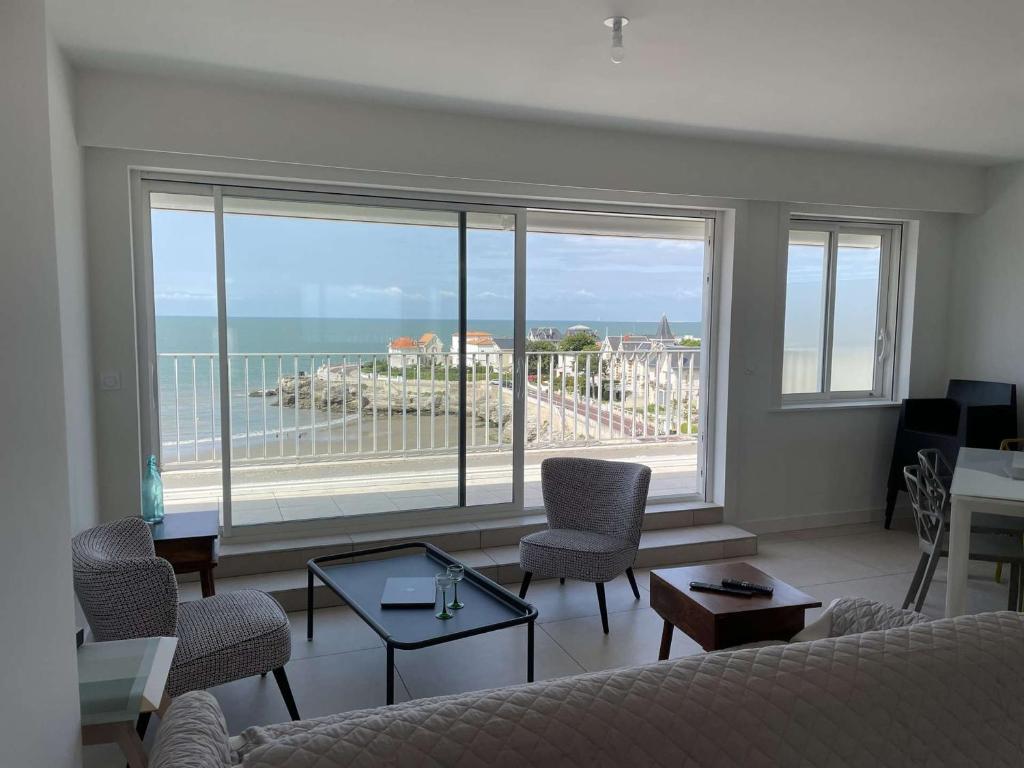 Superbe appart à 10m de la plage, 2 terrasses, 3 chambres, vue océan - FR-1-494-163 - 4