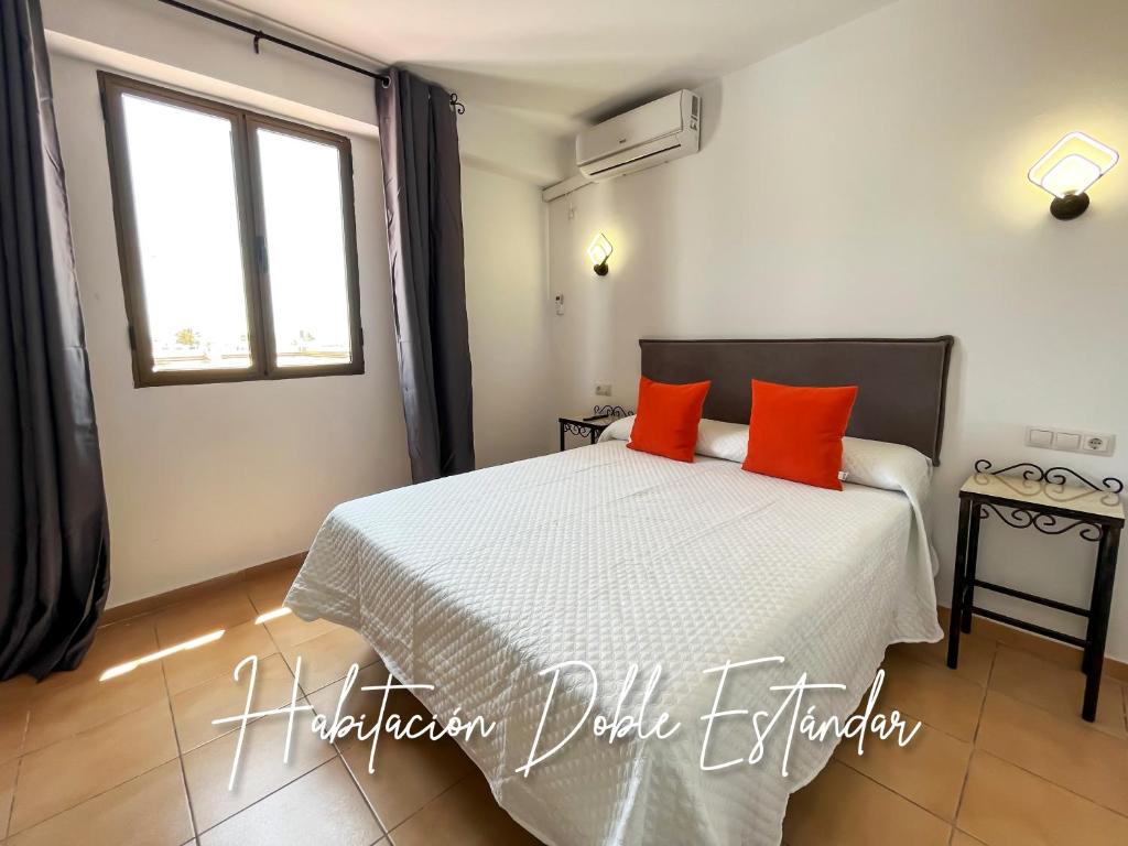 Micaela Charming Hostal - 5