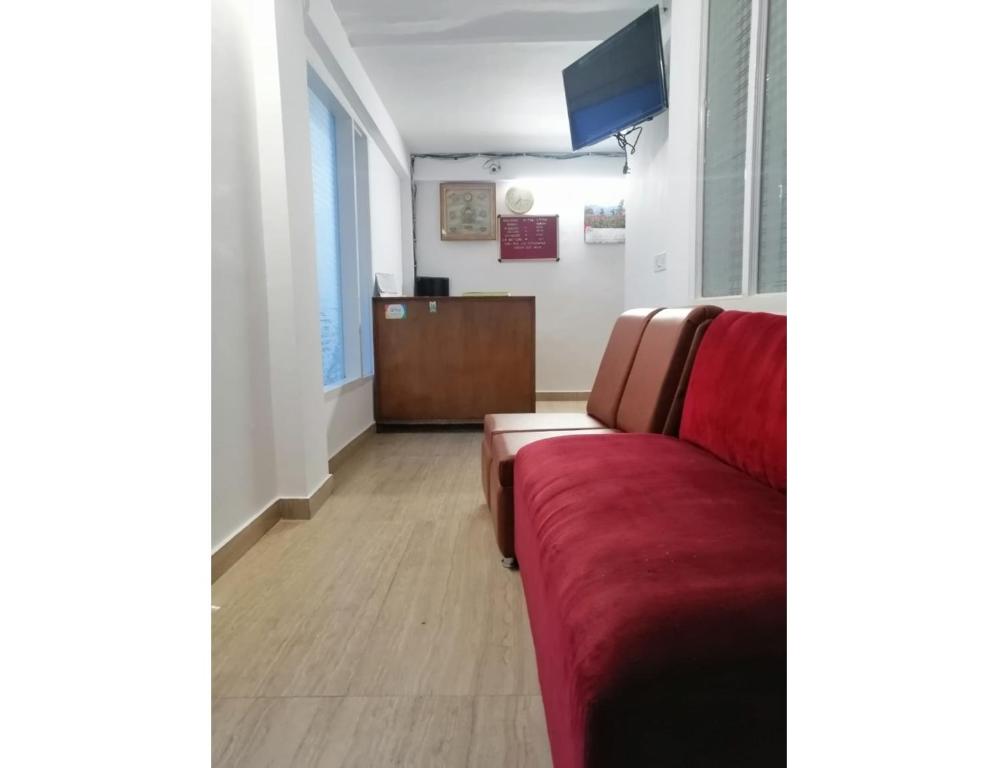 Hotel Atithi, Near Yes Bank, Mall Road, Mussoorie photo