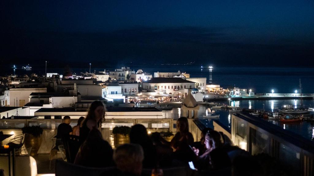 The Townhouse Mykonos photo
