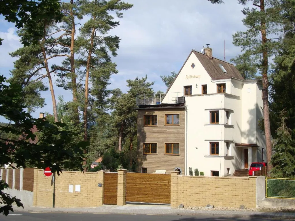 Apartmány FELSENBURG Staré Splavy，位于斯塔勒斯普拉维的酒店