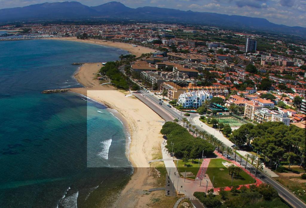 LITORAL COSTA DORADA - MERCE Only families - 2