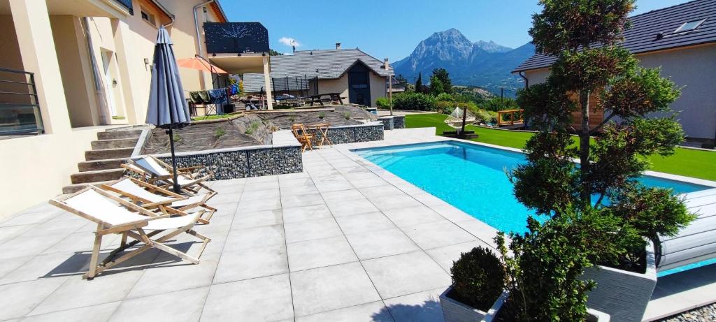 Chambre vue lac av piscine - 3