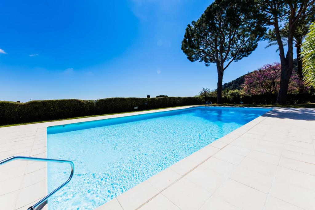 LE CALIFORNIA 3 AP4366 By Riviera Holiday Homes - 3
