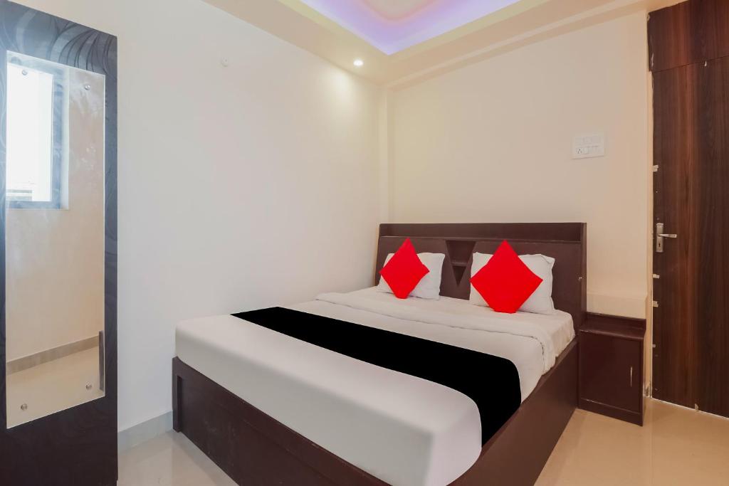 Capital O Raj Resort photo