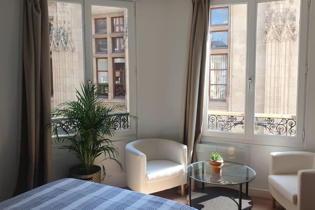 Appartement palais de justice - 1