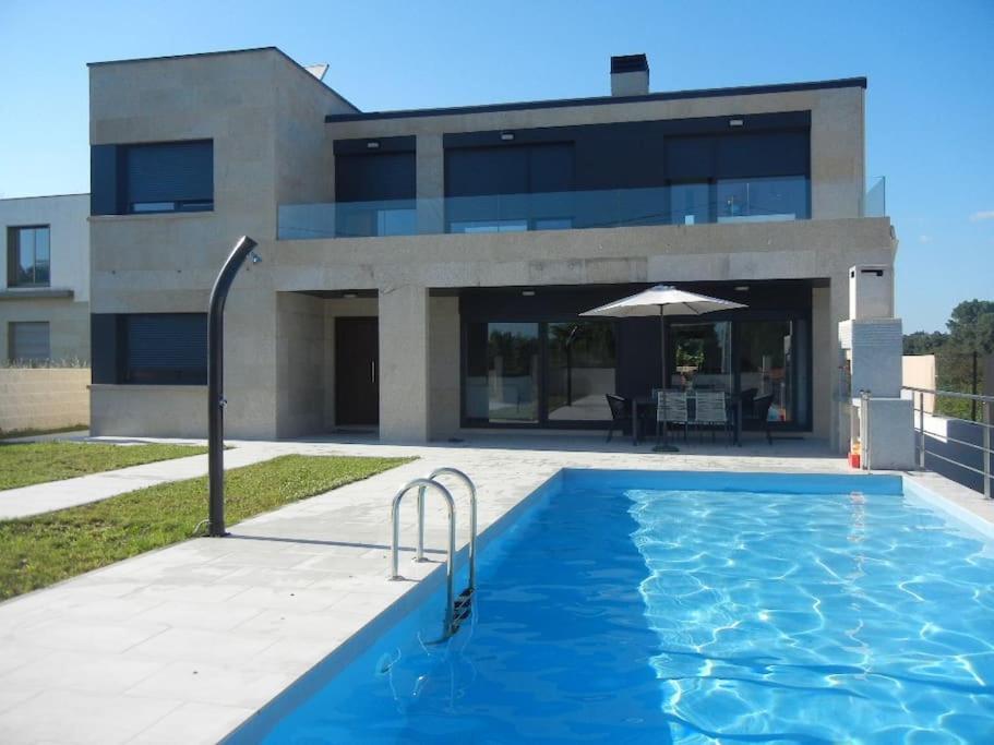 Chalet de diseño moderno en Sanxenxo - 3