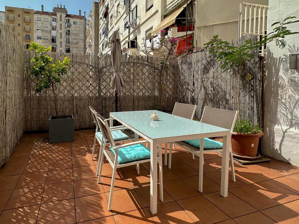 Enjoy Apartment 4 pax at Ruzafa with sunny terrace, Valencie