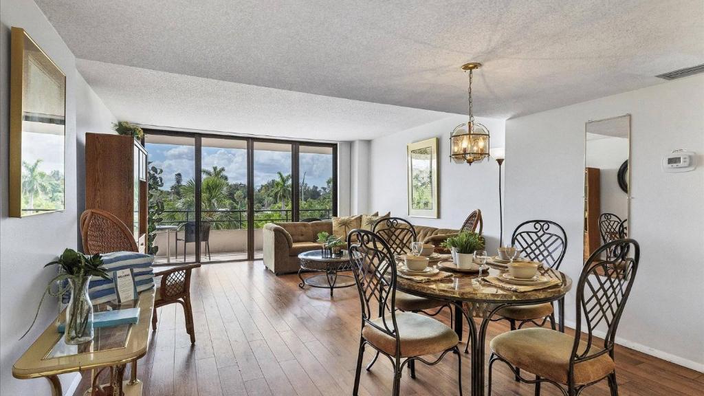 6415 Midnight Pass #307, Siesta Key