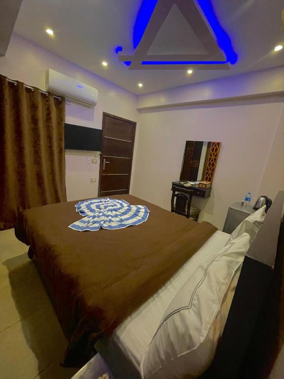 Sahara Pyramids Inn photo