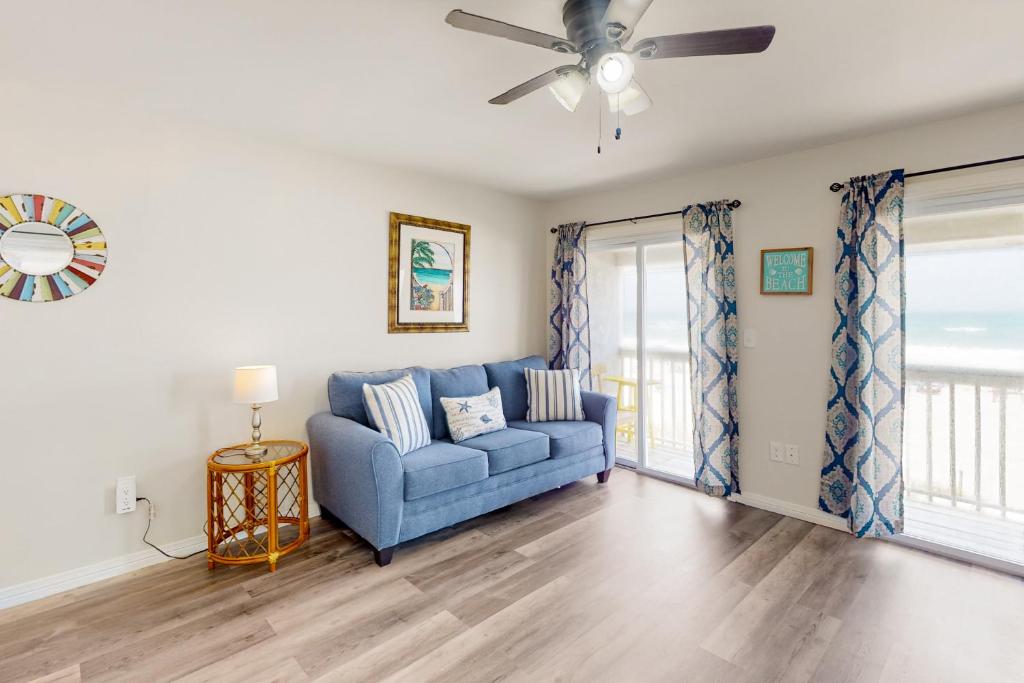 Front Beach Retreat C & B2 & D2, Panama City Beach