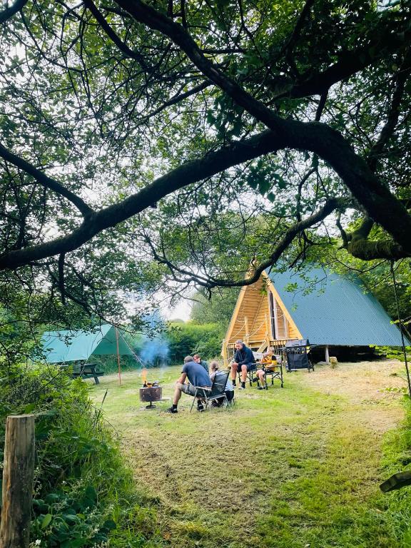 Stay at Robin Goch Retreat in South Wales, Wales photo 2