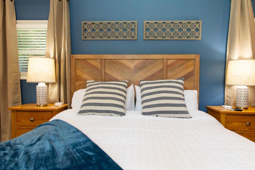 Mission Viejo House 4 bedroom Loft Game Room Holiday home in Mission