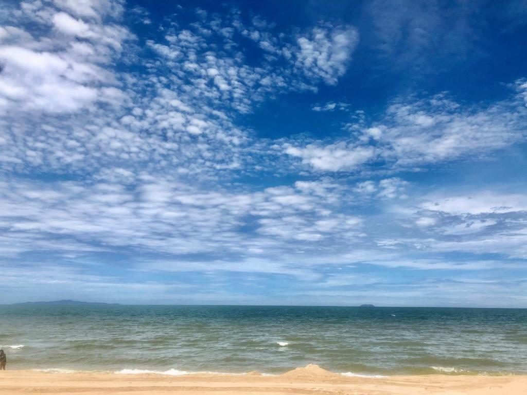 Sooksabai Jomtien Beach Hotel photo