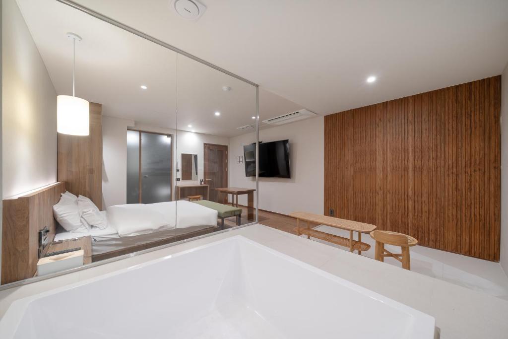 심작 호텔 객실 이미지