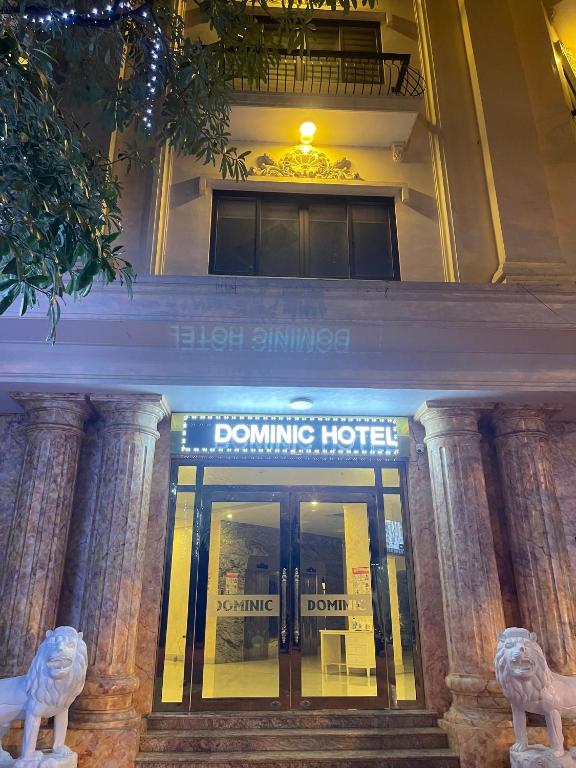 dreamhotel photo
