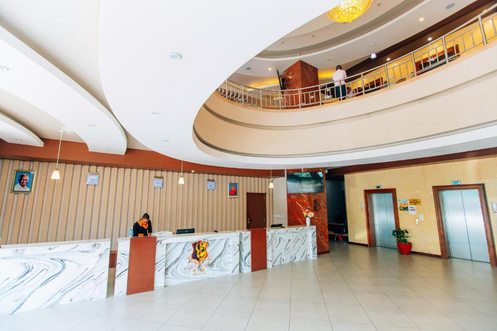 Gold Crest Hotel photo