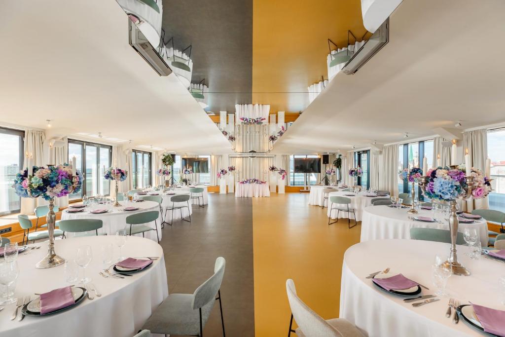 Banquet hall, Wellton Riverside SPA Hotel in Riga