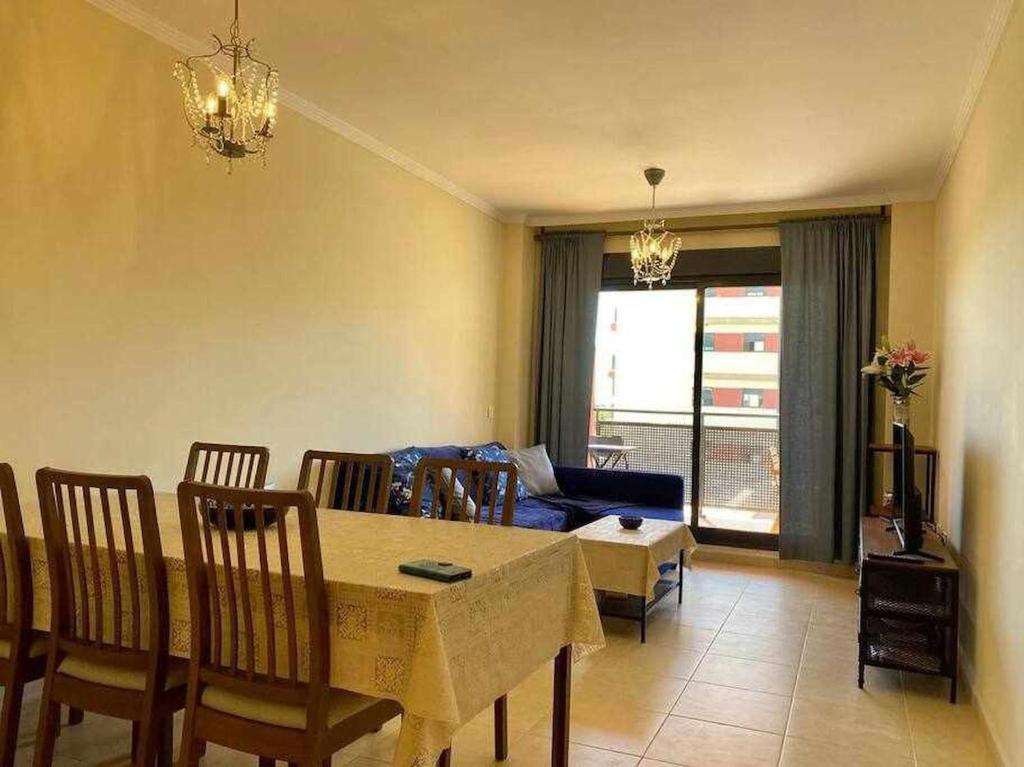 A&N Spacious Family Retreat with Pool & Parking - 3