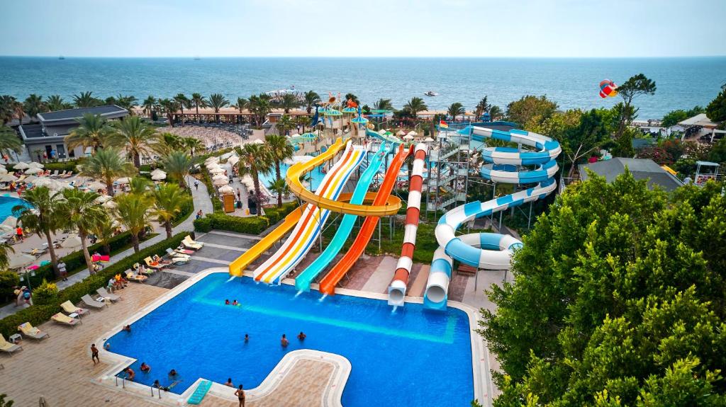 Seaden Sea Planet Resort & Spa — Kizilot