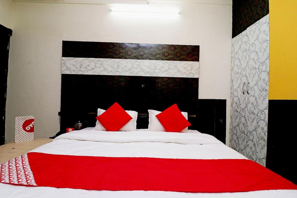 OYO Hotel Jp Heights photo
