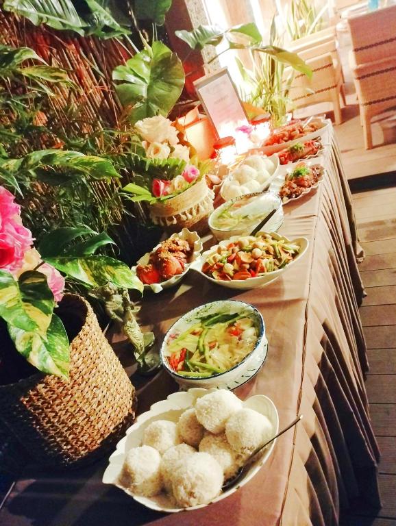 อาหารและเครื่องดื่ม