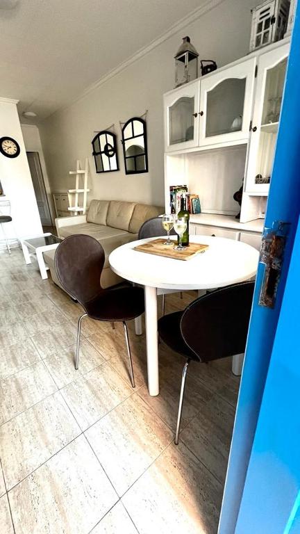 Cozy and Bright apartment Los Locos - 4