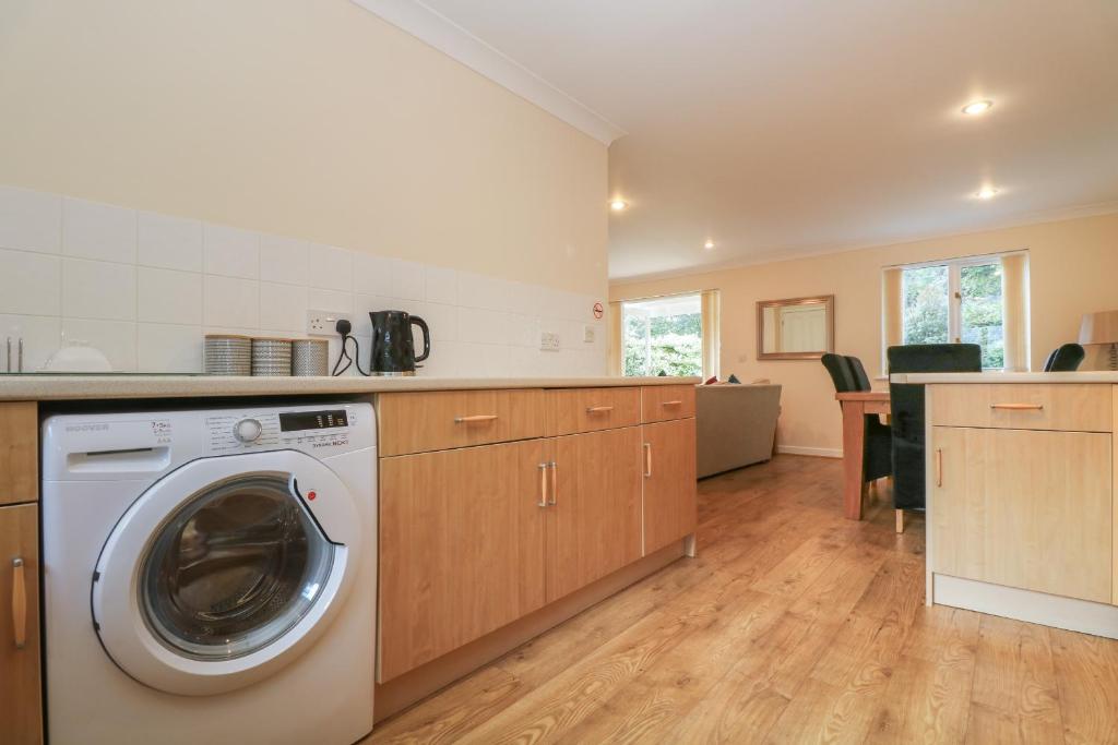 Bramble Cottage, Falmouth photo 7