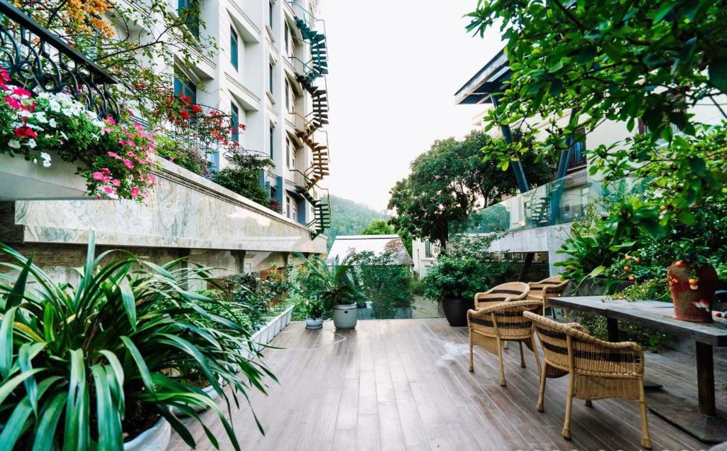 Hung Thinh Ha Long Hotel