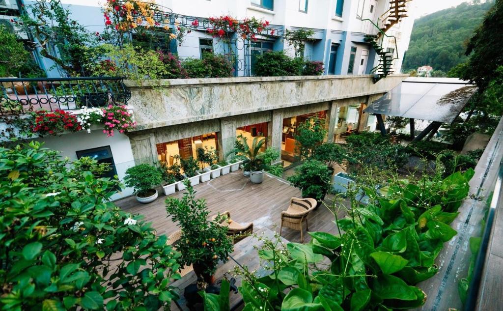 Hung Thinh Ha Long Hotel