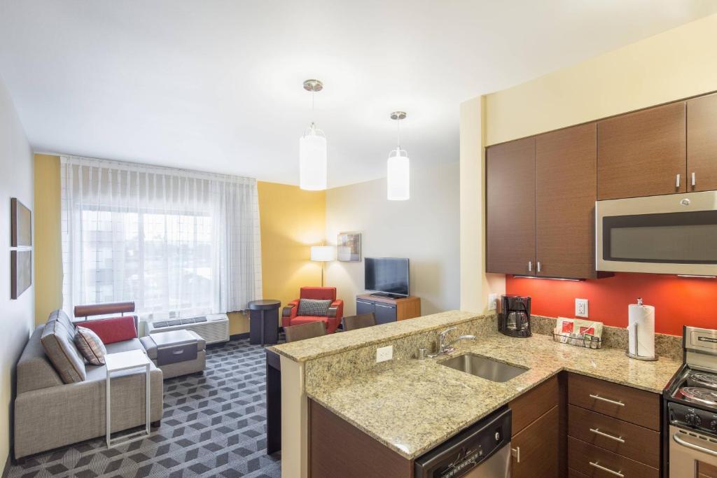 TownePlace Suites Portland Vancouver photo
